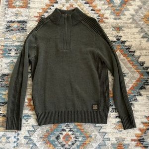X RAY QUARTER ZIP MOCK NECK SWEATER. SIZE: MEDIUM.